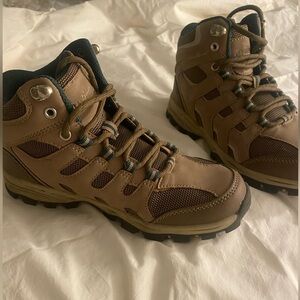 Eddie Bauer Hiking Boots 5.5